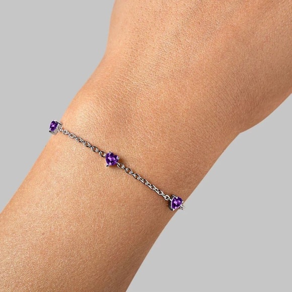 Genuine Amythest Heart Shape Dainty 925 Sterling Silver Gemstone Bracelet - Picture 1 of 3